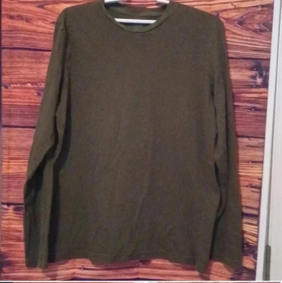 Size Small/medium men's Mystery Clothing Box (1) - Picture 7 of 10